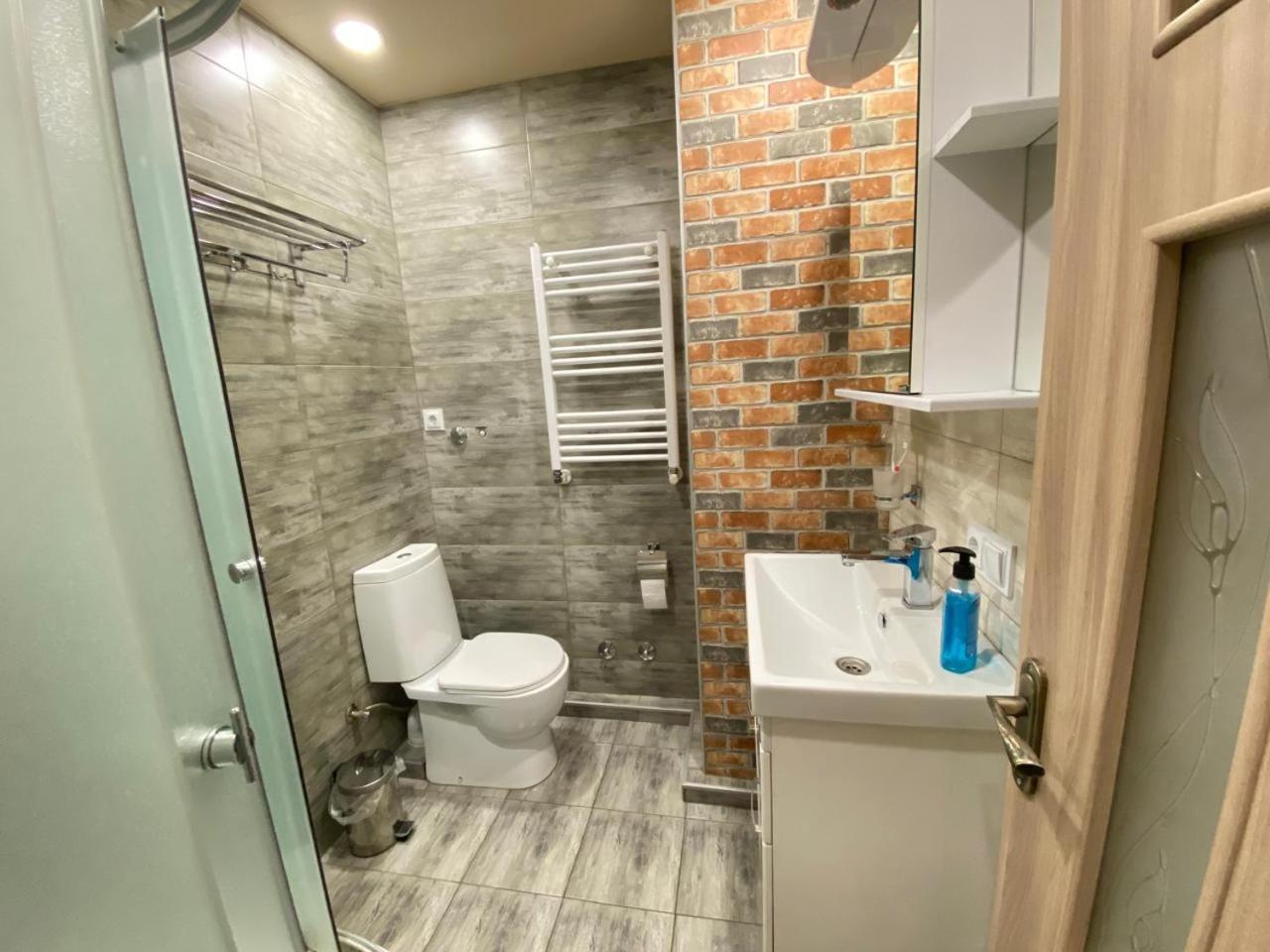 5 Rooms Near 300 Aragveli Metro Station Tbilisi Zimmer foto